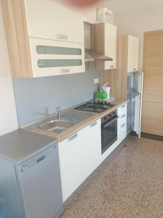 Apartmani Bepo Sveti Filip i Jakov Exteriör bild