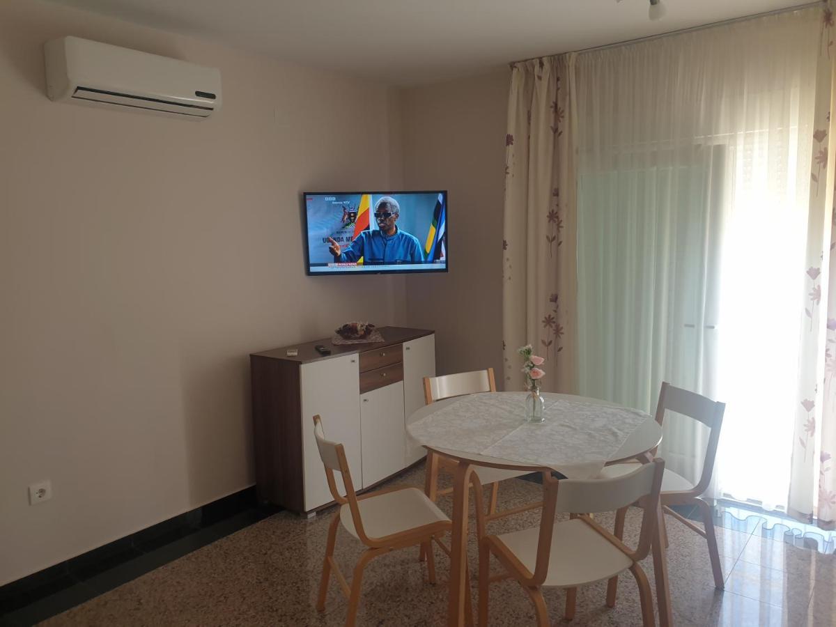 Apartmani Bepo Sveti Filip i Jakov Exteriör bild