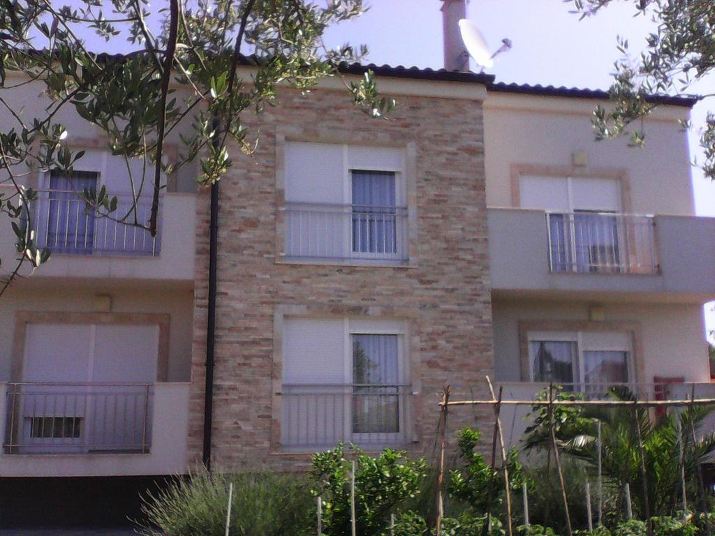 Apartmani Bepo Sveti Filip i Jakov Rum bild