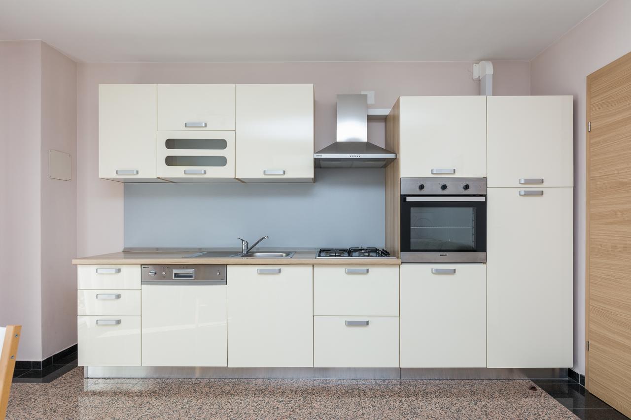 Apartmani Bepo Sveti Filip i Jakov Exteriör bild